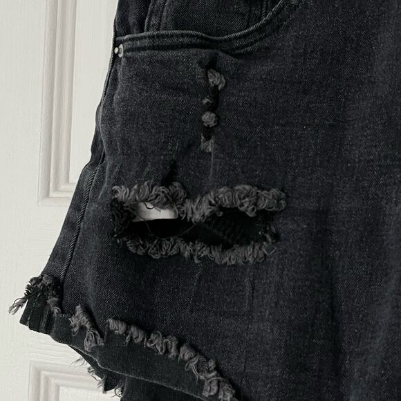 Jeans Distressed Cutoff Shorts - Size L - Picture 3 of 6